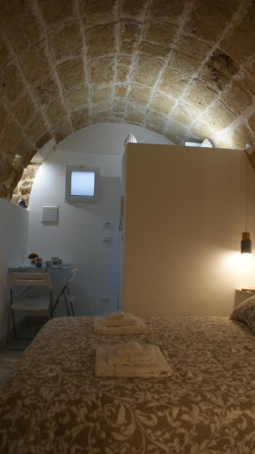 La Mansio Del Vicolo Villa Mola di Bari Bagian luar foto