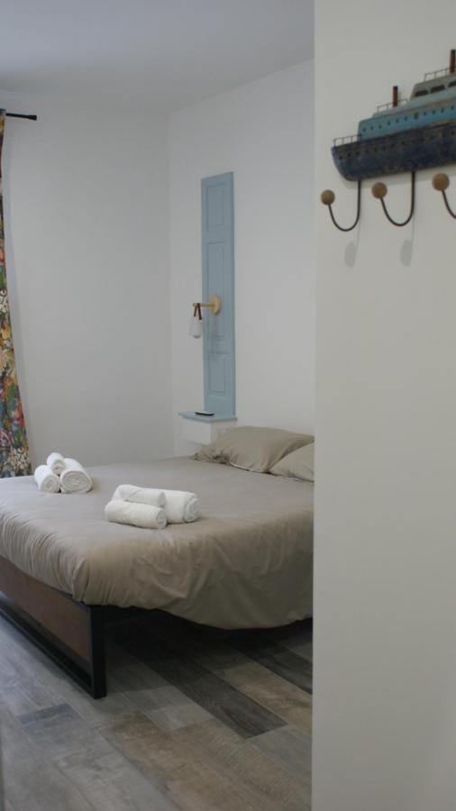La Mansio Del Vicolo Villa Mola di Bari Bagian luar foto